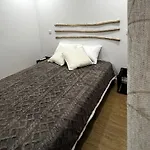 S'apartments New לייריה