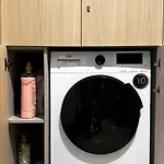 S'apartments New דירה לייריה